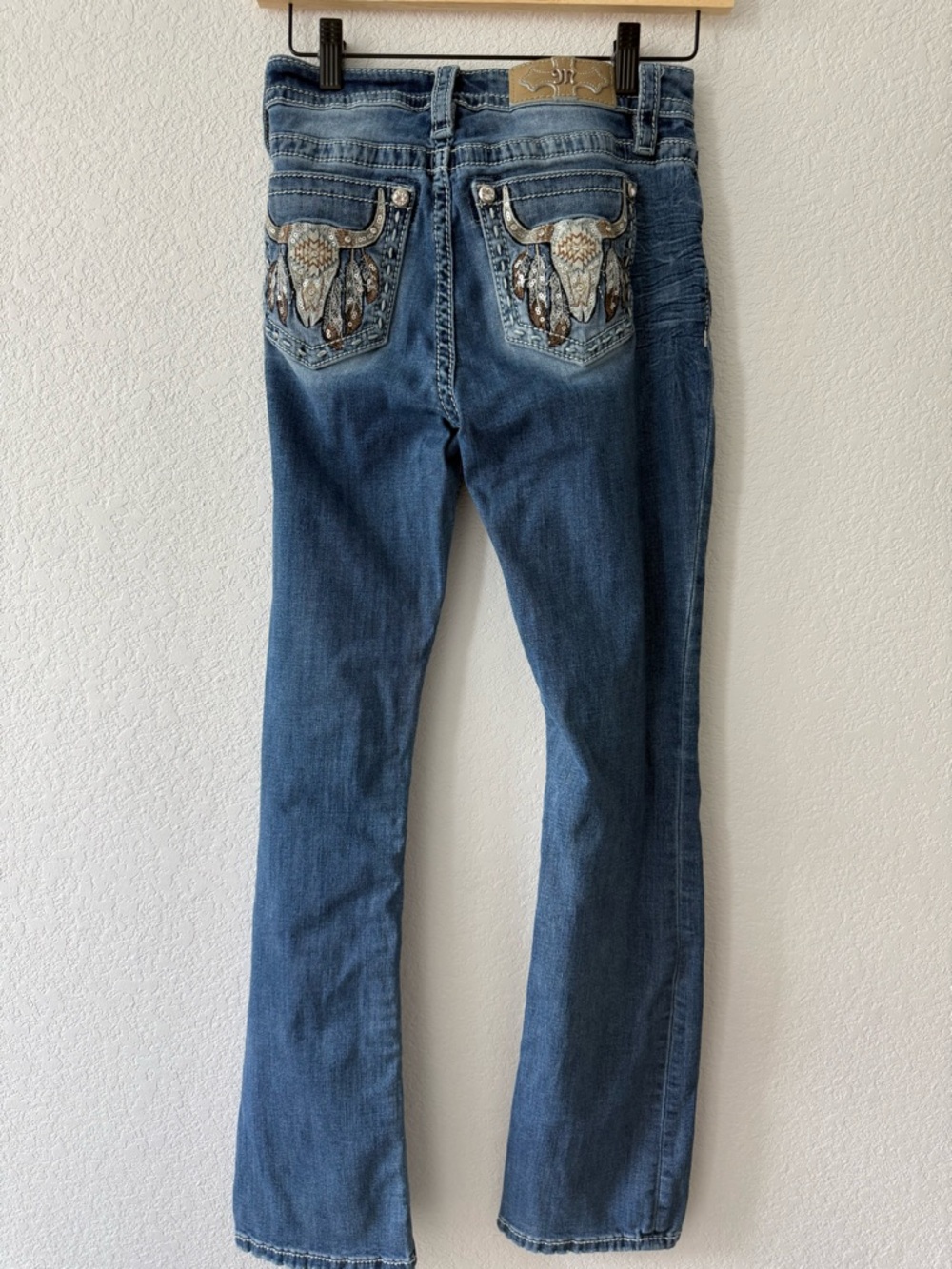 Miss Me Mid Rise Slim Boot Rhinestone Jeans SZ 26 - Picture 2 of 7